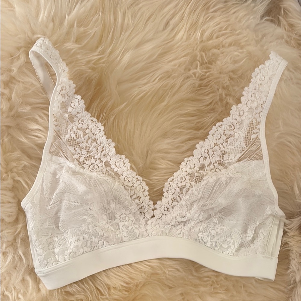 Wacoal Embrace Lace Bralette Set - Navy, White, Nude, Blue Bust Size 36/ Medium - Picture 4 of 10